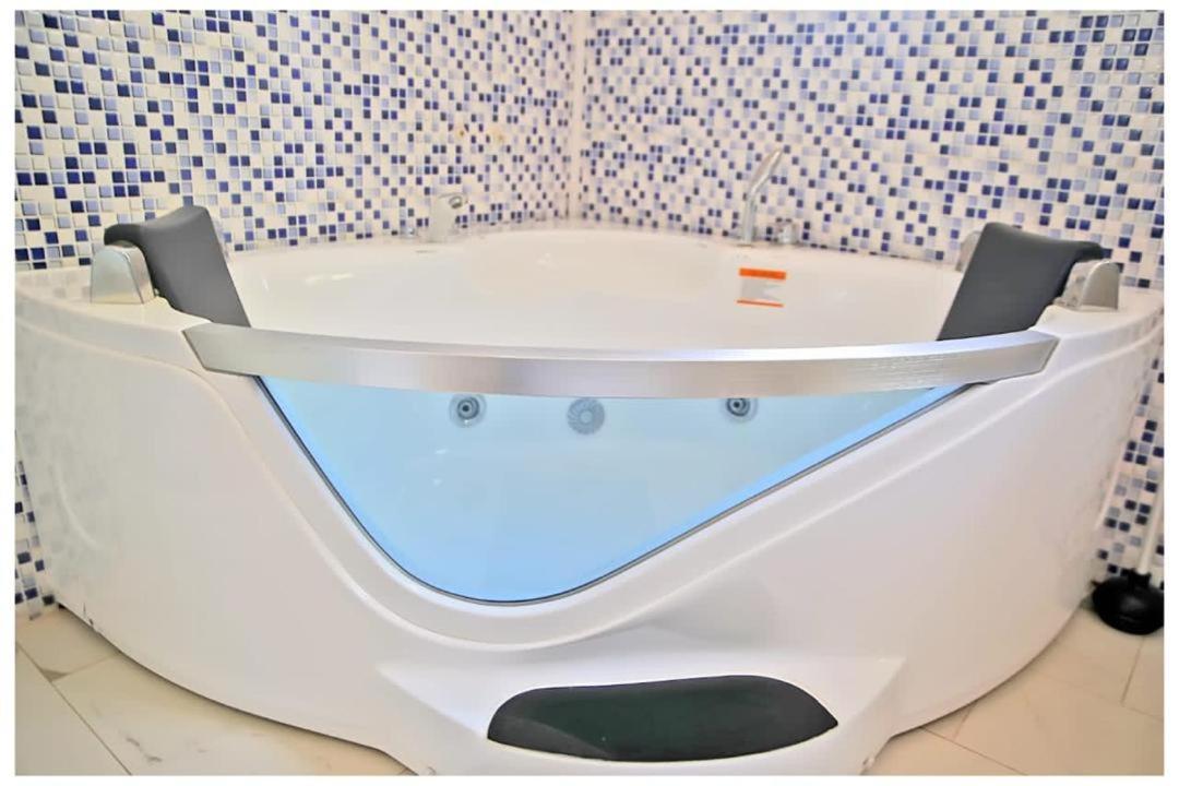 보보디울라소 Oasis Lawafossi 아파트 외부 사진